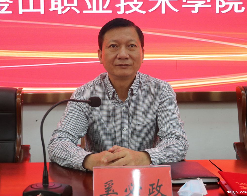 1664345764152215.jpg IMG_2585.JPG