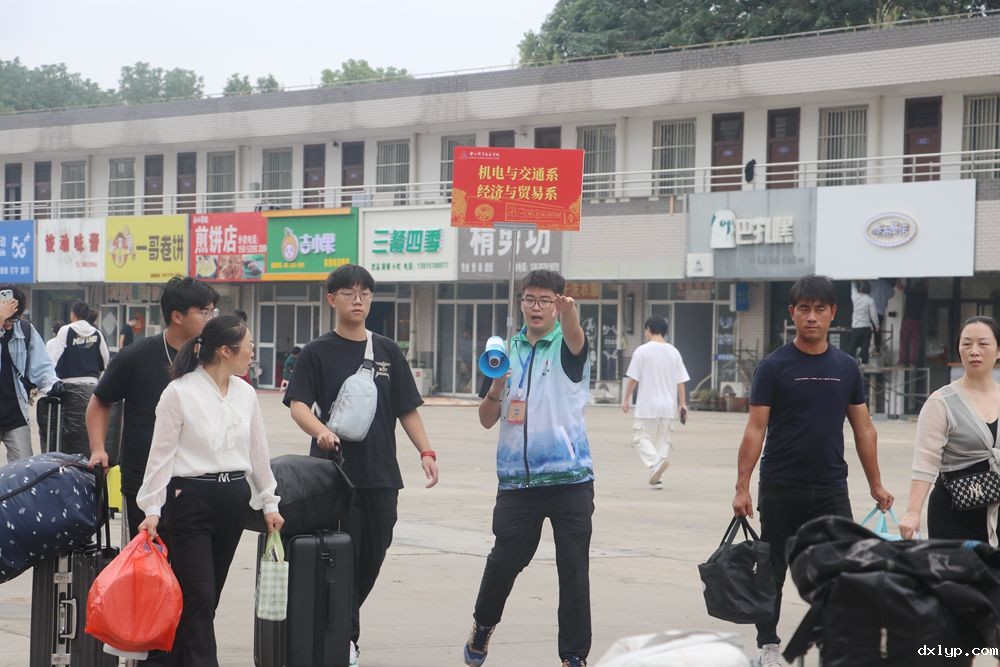 1695024700517156.jpg IMG_8401.JPG